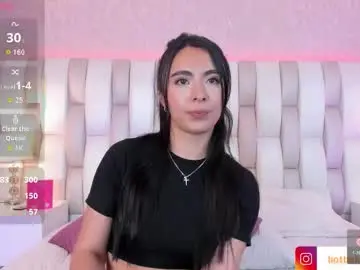 Viollet_xoxo  live sex cam