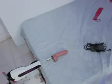 Alicesimpson1  live sex cam
