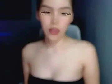 Bigassslutdoll  live sex cam