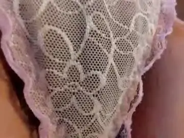 Blondy_blows69  live sex cam