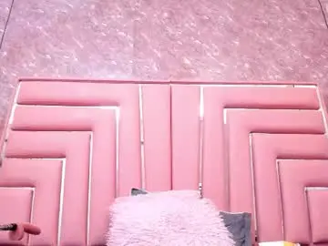 Curvy_alyanna  live sex cam