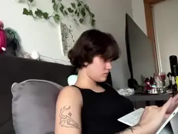 Isasoman  live sex cam