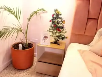 Miaa_quinn  live sex cam