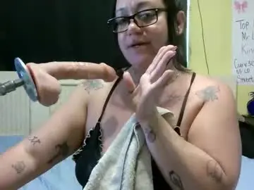 Misssuckalot  live sex cam