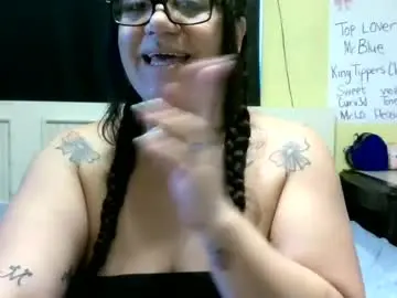 Misssuckalot  live sex cam