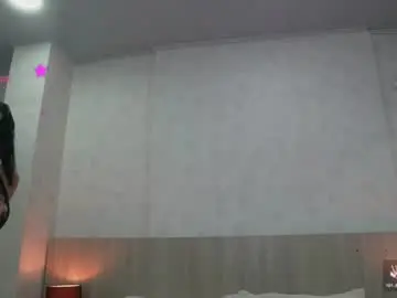 Nicolle_alvarez  live sex cam