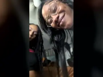 Sosexyplush  live sex cam