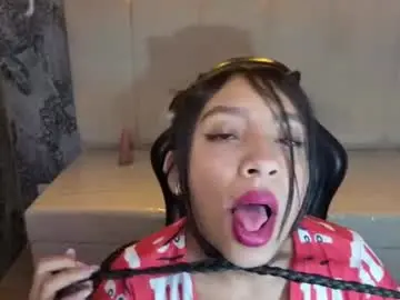 Adarasuri_v  live sex cam