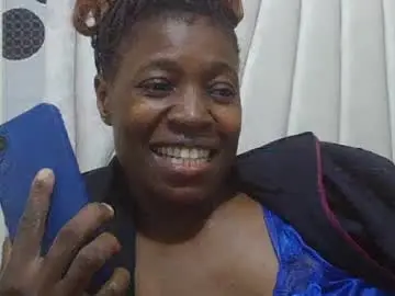 Bubbly_jocyce  live sex cam