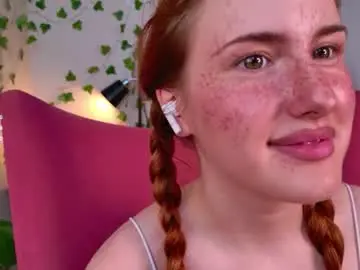 Chloeaster  live sex cam
