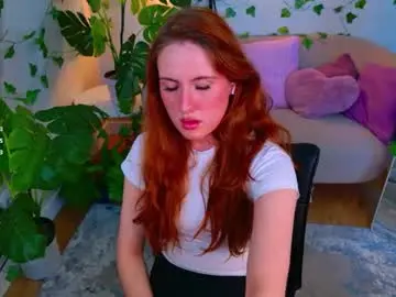 Chloeaster  live sex cam