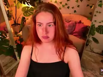 Chloeaster  live sex cam