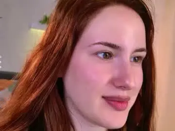 Chloeaster  live sex cam