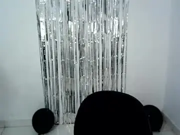Isa_bellaxx23  live sex cam
