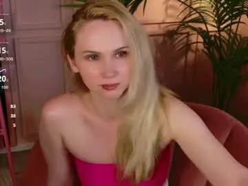 Livia_place  live sex cam