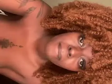 Luna_luxxy  live sex cam