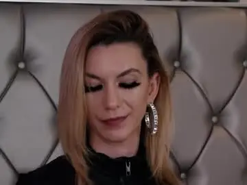 Mayahales  live sex cam