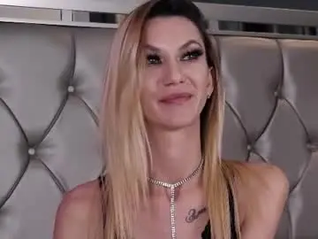 Mayahales  live sex cam
