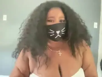 Plushiedollxoxo  live sex cam