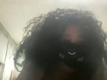 Plushiedollxoxo  live sex cam