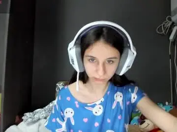 _nika_kik  live sex cam