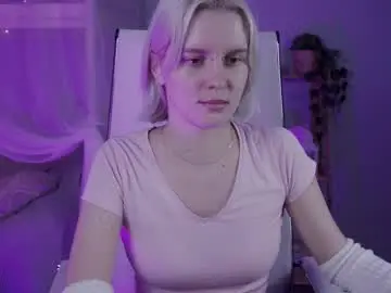 Bethanycloud  live sex cam