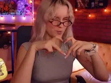 Bethanycloud  live sex cam