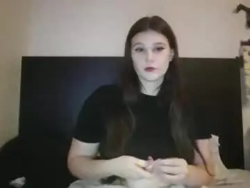 Bitchesinthebasement  live sex cam