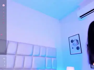 Cristallwilliams  live sex cam