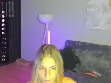 Erlina_may  live sex cam