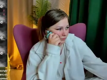 Lasly_fox  live sex cam