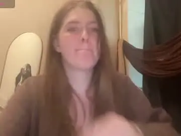 Luminoussiren  live sex cam