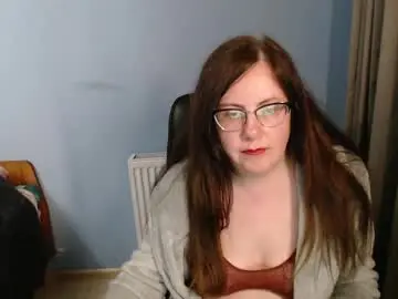 Mandarinka28  live sex cam