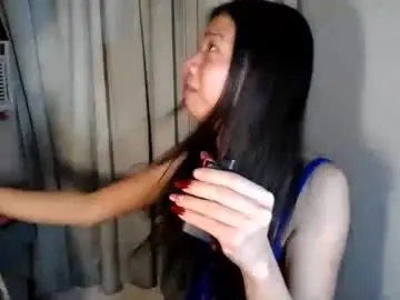 Urseductive_llanaxx  live sex cam