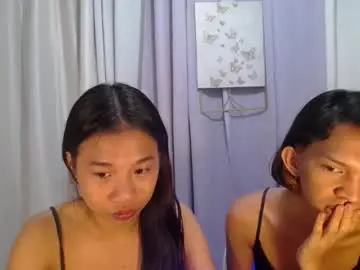 Urseductive_llanaxx  live sex cam