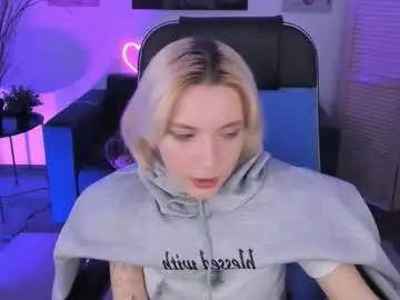 Aurorawrenfield  live sex cam