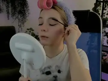 Aurorawrenfield  live sex cam