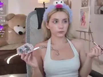 Aurorawrenfield  live sex cam