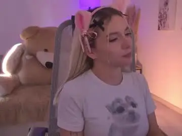 Aurorawrenfield  live sex cam