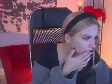 Aurorawrenfield  live sex cam