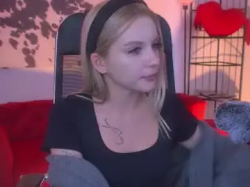 Aurorawrenfield  live sex cam