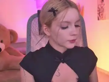 Aurorawrenfield  live sex cam