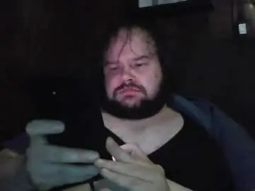 Buildagaybear  live sex cam