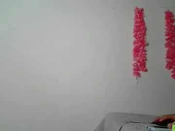 Charltteekud  live sex cam