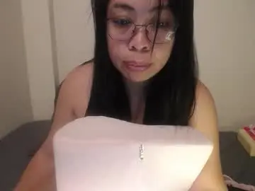 Crystal143  live sex cam