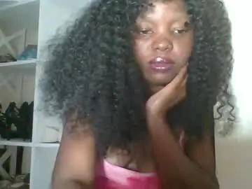 Ebony_malkia  live sex cam