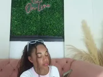 Kristyl_paez  live sex cam