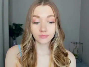 Laviniahoutz  live sex cam
