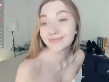 Laviniahoutz  live sex cam