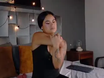 Matildataylor__  live sex cam